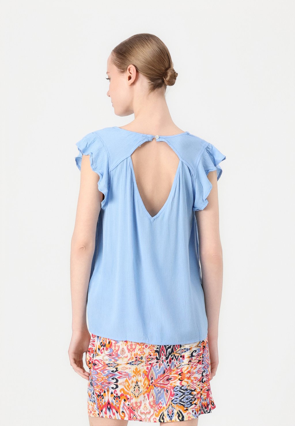 Блуза MARRAKECH ICHI, светло-голубой
Блуза MARRAKECH ICHI, светло-голубой