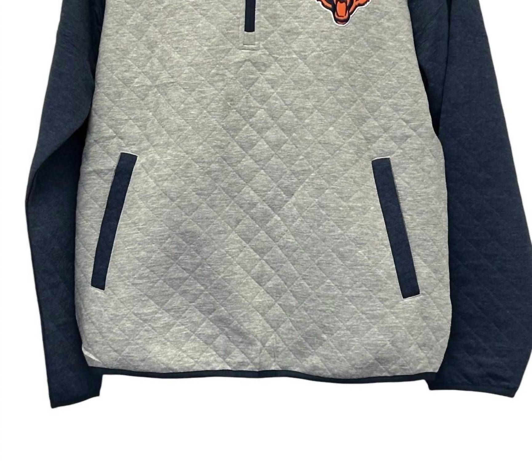 Мужской свитер Chicago Bears с застежкой-молнией 1/4 серого цвета NFL Apparel
Мужской свитер Chicago Bears с застежкой-молнией 1/4 серого цвета NFL Apparel