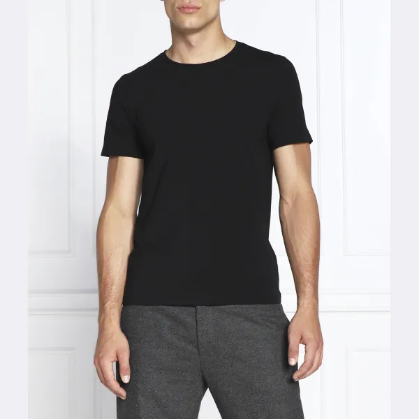 Облегающая футболка Kyran Oscar Jacobson, черный
Облегающая футболка Kyran Oscar Jacobson, черный