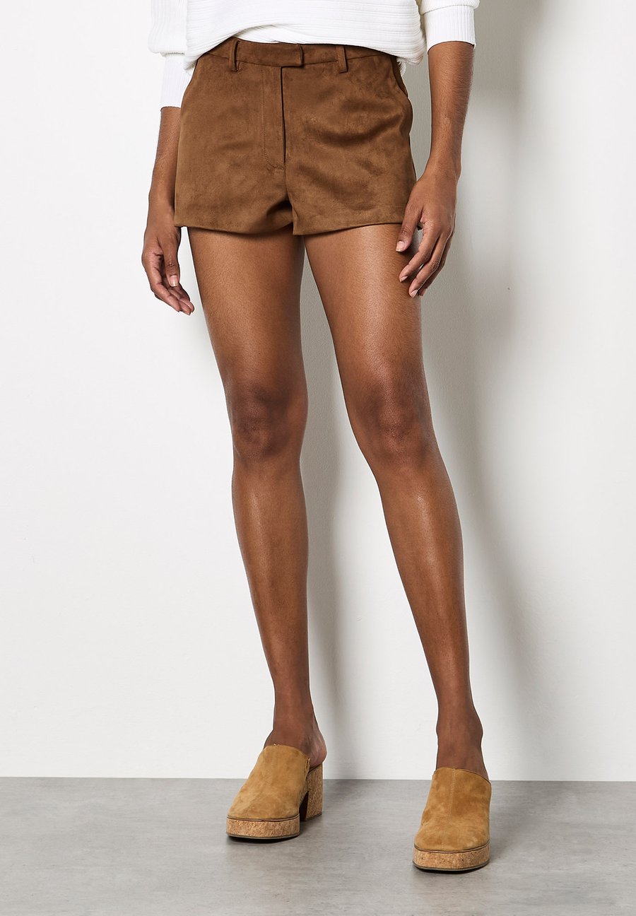Шорты Apricot LINED MICRO, Brown
Шорты Apricot LINED MICRO, Brown