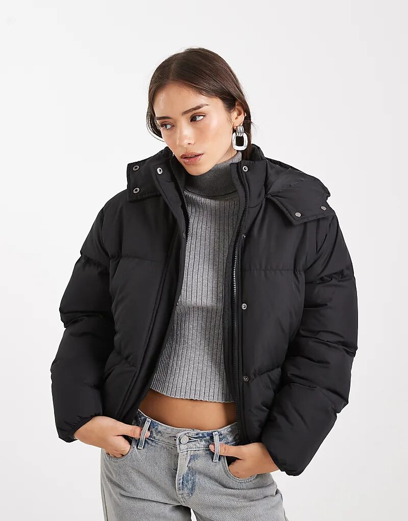 Куртка-пуховик Brave Soul с капюшоном черного цвета
Куртка-пуховик Brave Soul с капюшоном черного цвета