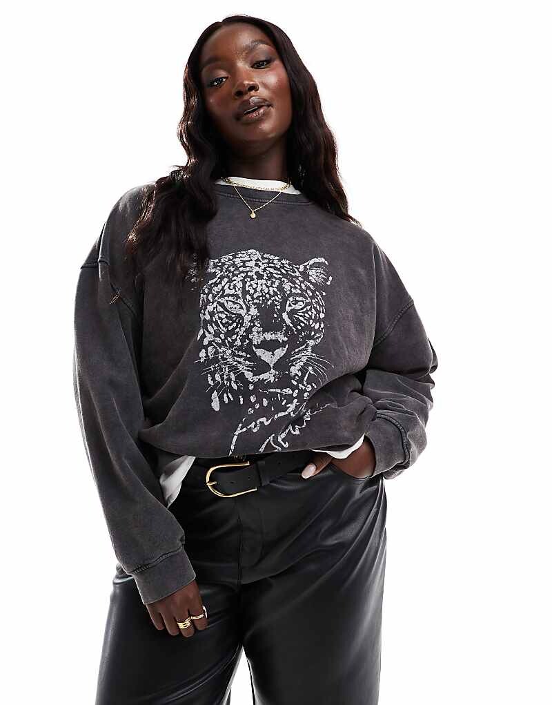 Черная толстовка с леопардовым принтом 4th & Reckless Plus
Черная толстовка с леопардовым принтом 4th & Reckless Plus