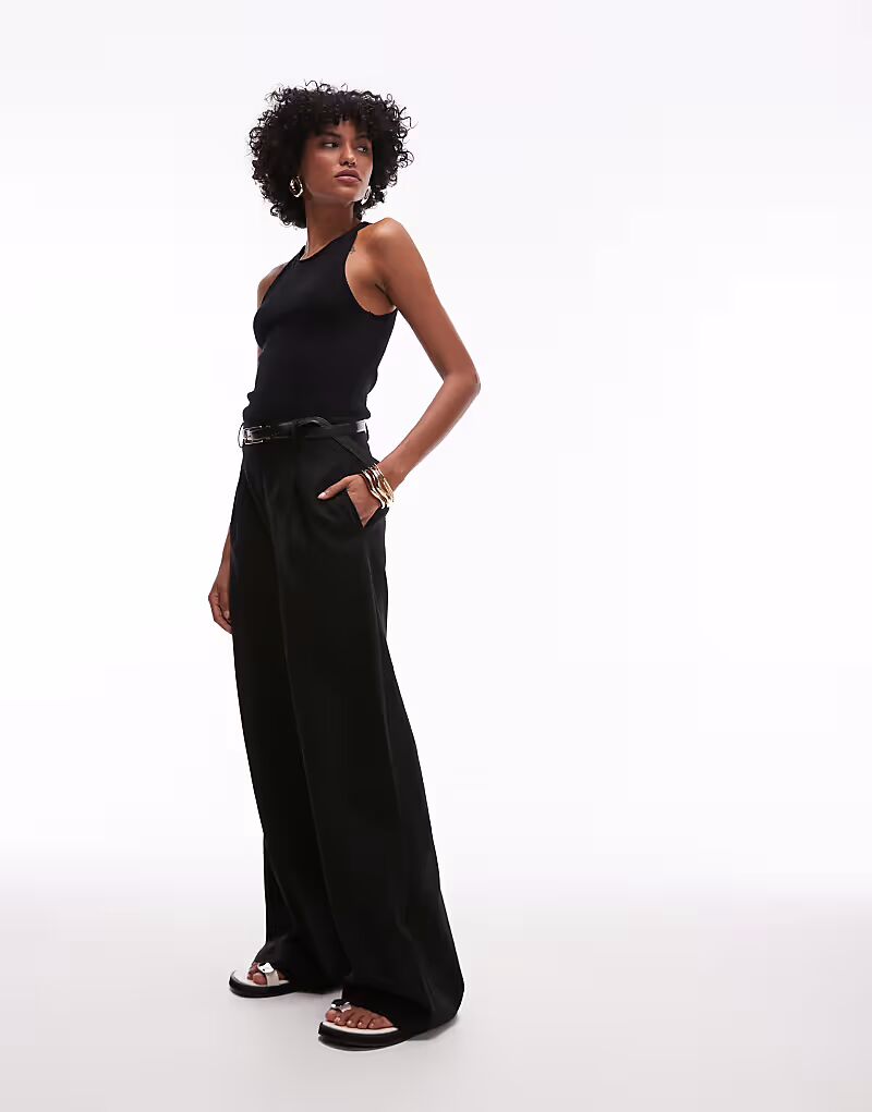 Комбинезон Mango с трикотажным верхом черного цвета
Комбинезон Mango с трикотажным верхом черного цвета