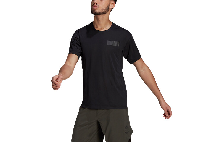 Adidas Мужская футболка, Черный
Adidas Мужская футболка, Черный