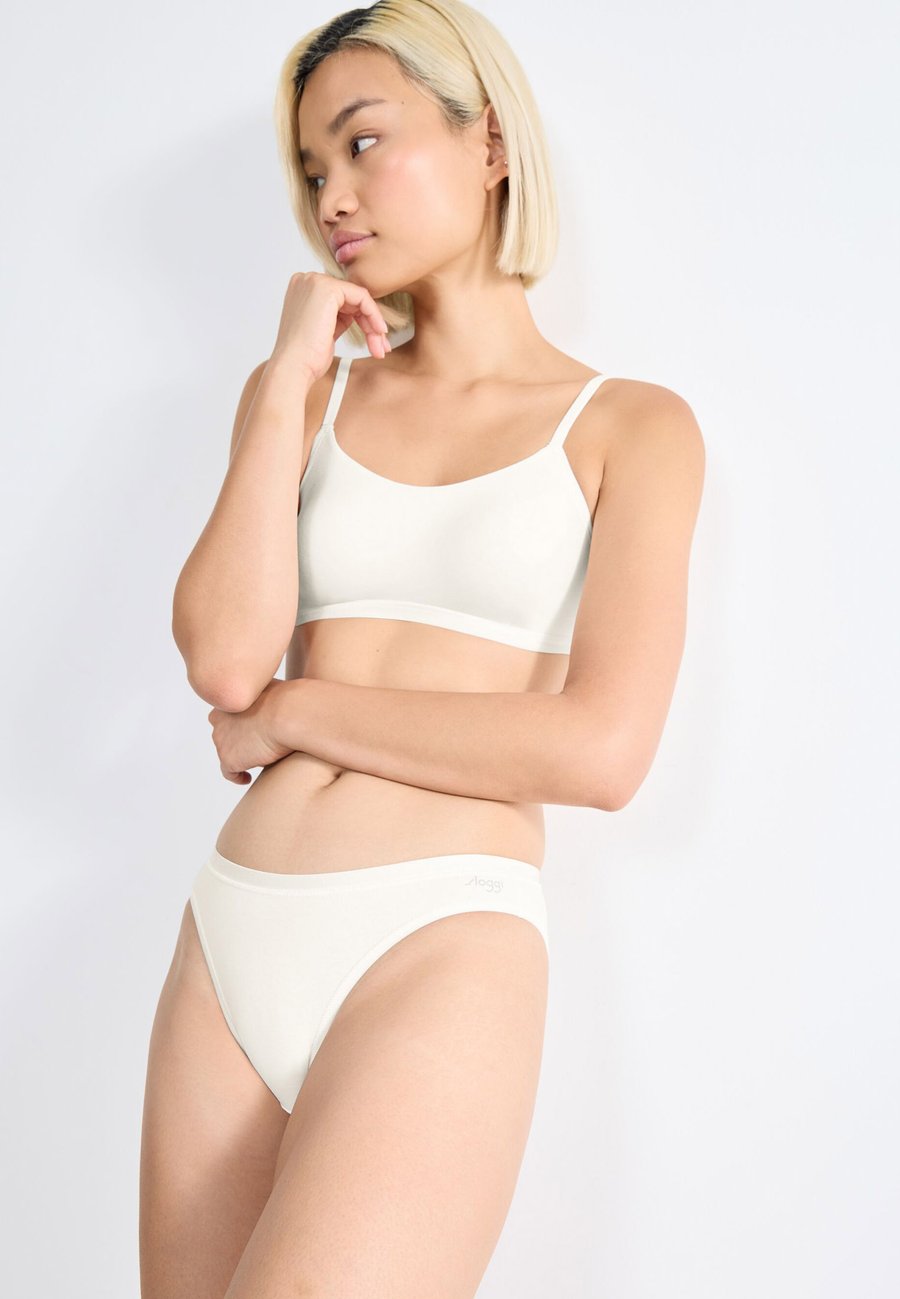 Брифы Sloggi 9-PACK GO DAILY MINI, Silk White/White
Брифы Sloggi 9-PACK GO DAILY MINI, Silk White/White