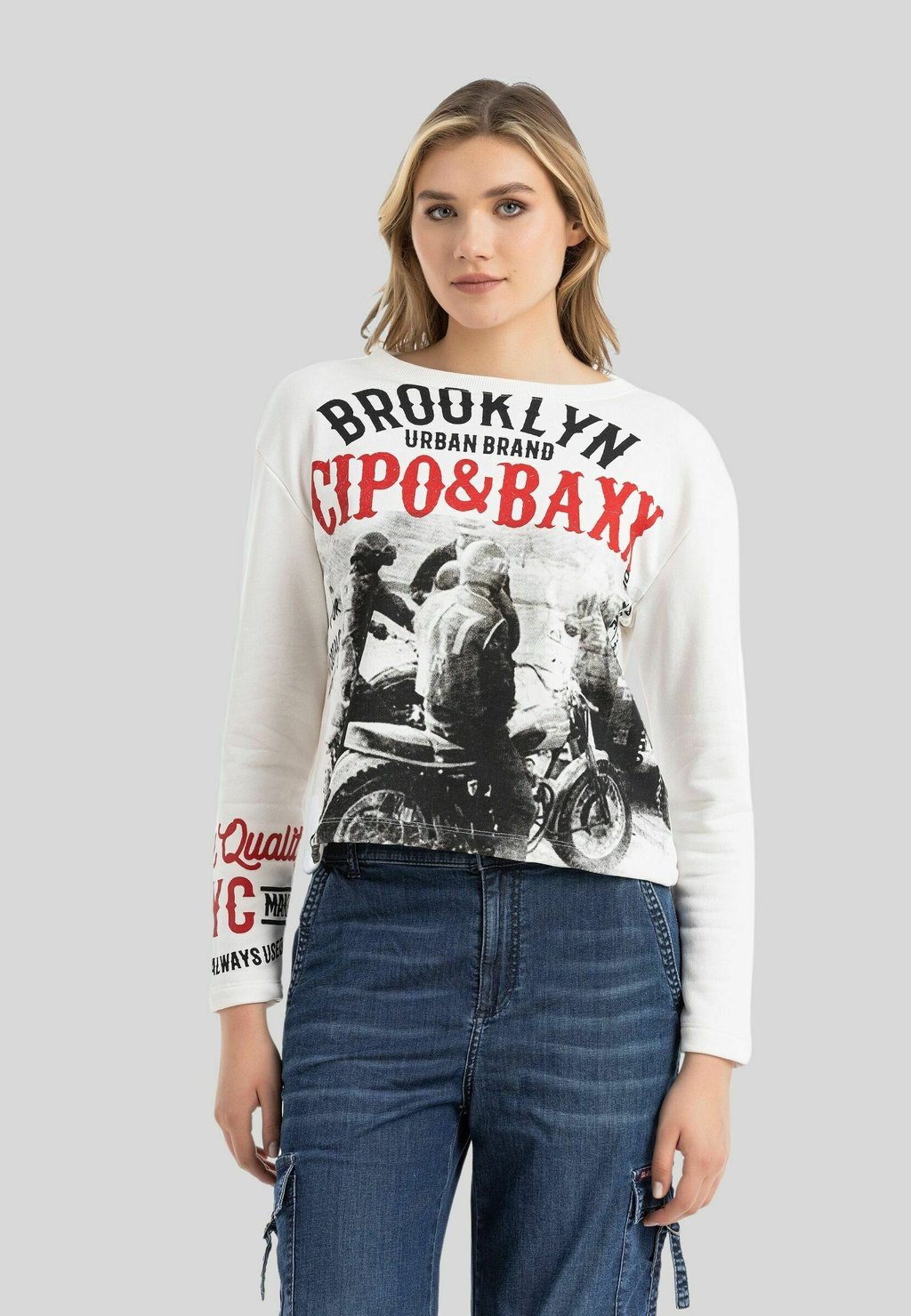 Топ с длинными рукавами Cipo & Baxx, белый
Топ с длинными рукавами Cipo & Baxx, белый