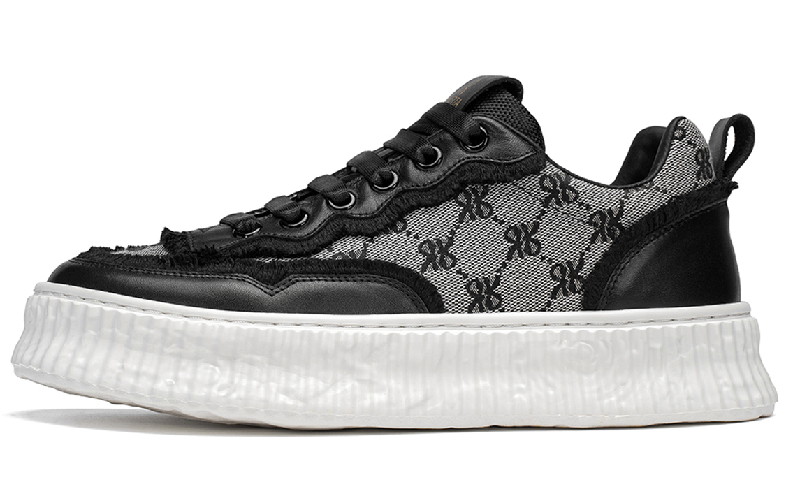 ROBERTA DI CAMERINO Стильные скейтерские кроссовки мужские цвет грамм, черный
ROBERTA DI CAMERINO Стильные скейтерские кроссовки мужские цвет грамм, черный