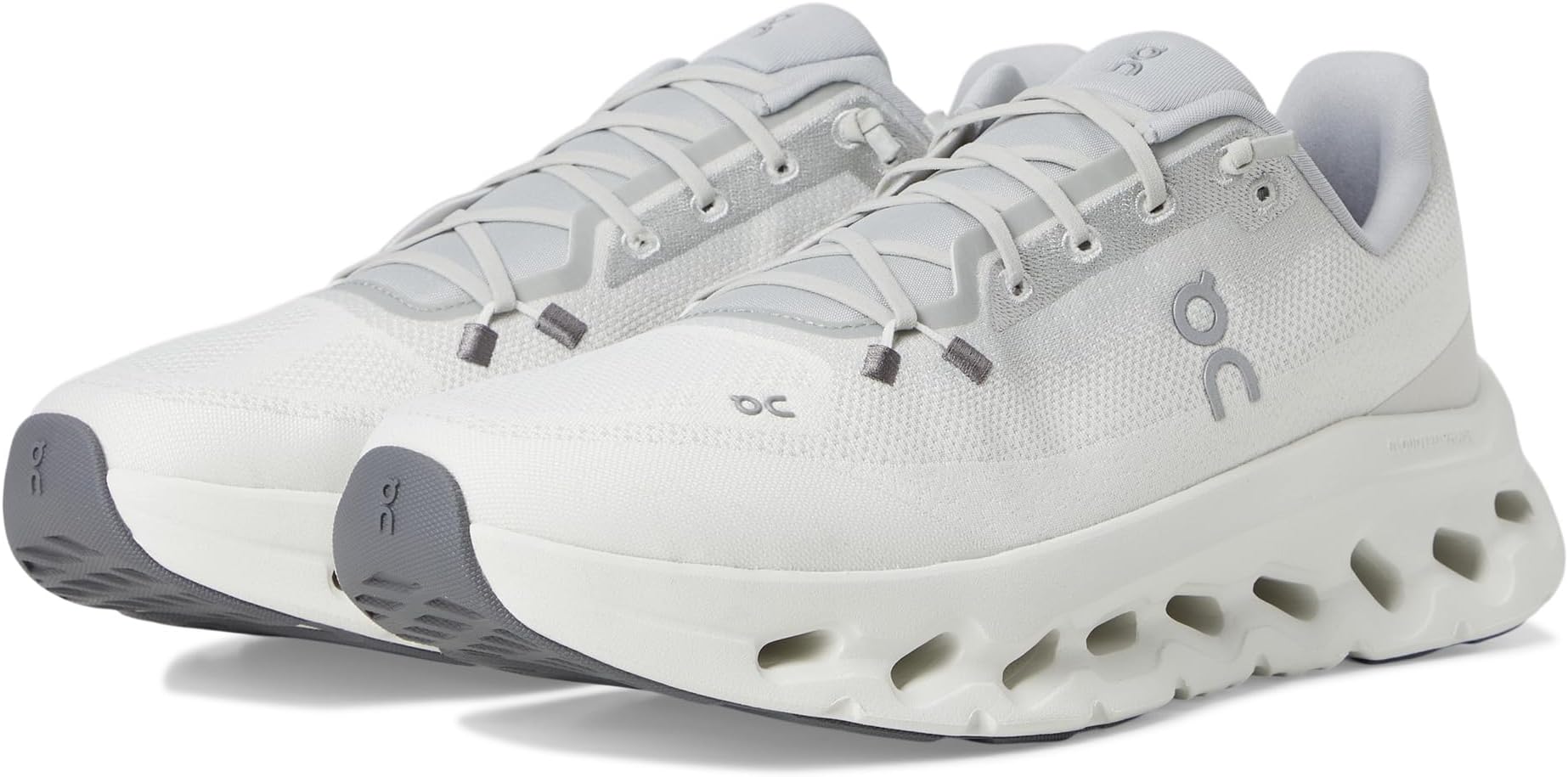 Кроссовки On Cloudtilt, цвет Glacier/Ice
Кроссовки On Cloudtilt, цвет Glacier/Ice