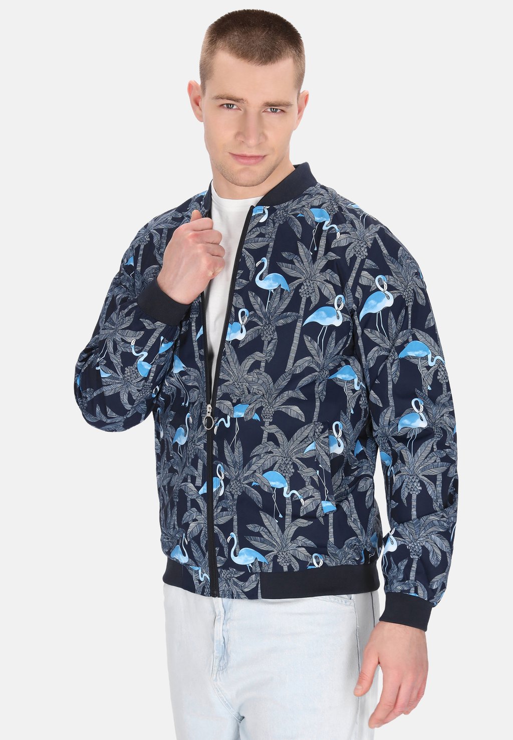 Куртка-бомбер Mo, черный
Куртка-бомбер Mo, черный