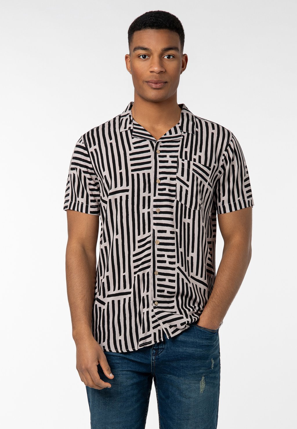 Рубашка Urban Surface, черный
Рубашка Urban Surface, черный