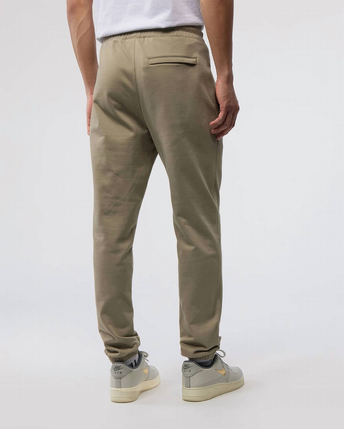 Мужские спортивные штаны Broward с мокрым песком Psycho Bunny
Мужские спортивные штаны Broward с мокрым песком Psycho Bunny