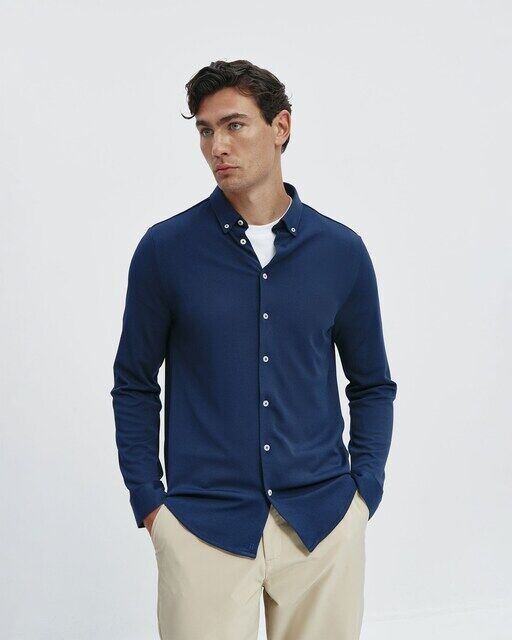 Однотонная мужская рубашка классического кроя Sepiia, темно-синий
Однотонная мужская рубашка классического кроя Sepiia, темно-синий