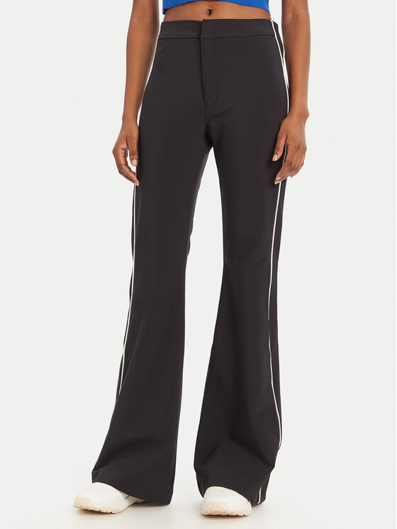 Брюки из ткани regular fit Hizumi 50542169 Hugo, чёрный
Брюки из ткани regular fit Hizumi 50542169 Hugo, чёрный