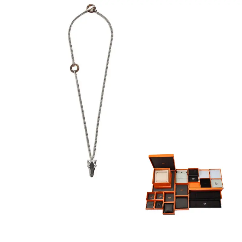 HERMES Позолоченное ожерелье unisex silver
HERMES Позолоченное ожерелье unisex silver