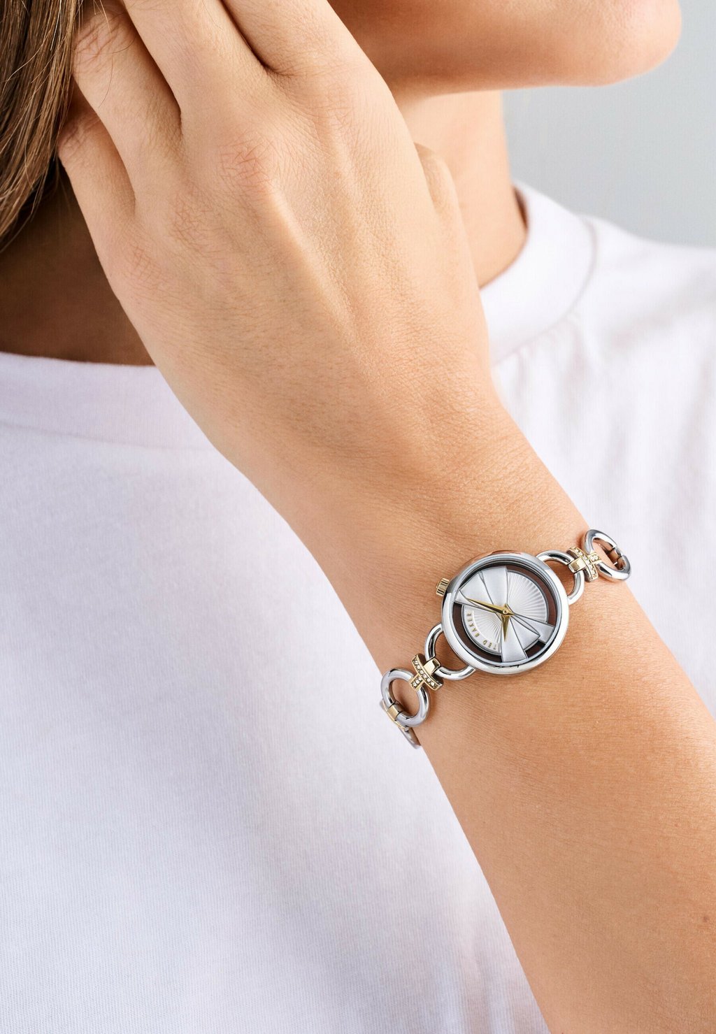 Часы QUARTZ ANALOG LILABEL Ted Baker, цвет Rose Gold Tone
Часы QUARTZ ANALOG LILABEL Ted Baker, цвет Rose Gold Tone