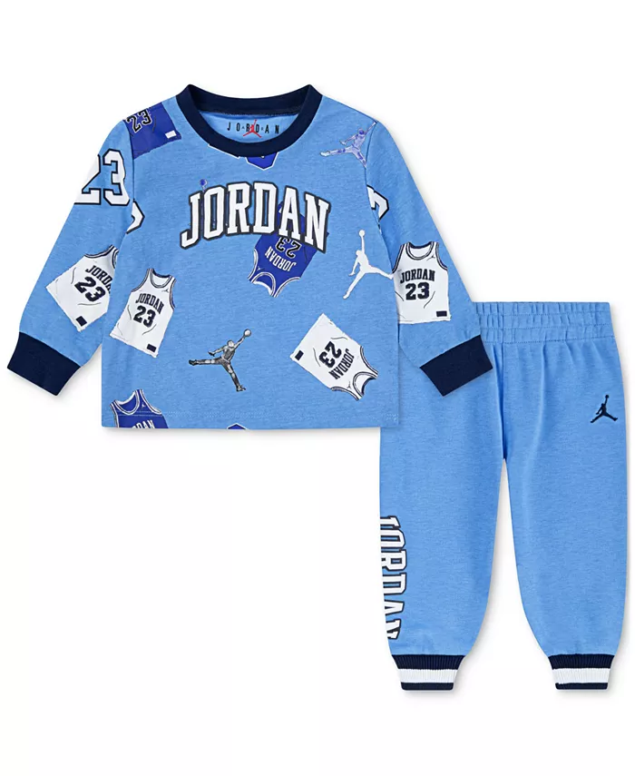 Комплект из 2 предметов: топ с круглым вырезом и спортивные штаны для мальчиков Jordan, синий 
Комплект из 2 предметов: топ с круглым вырезом и спортивные штаны для мальчиков Jordan, синий