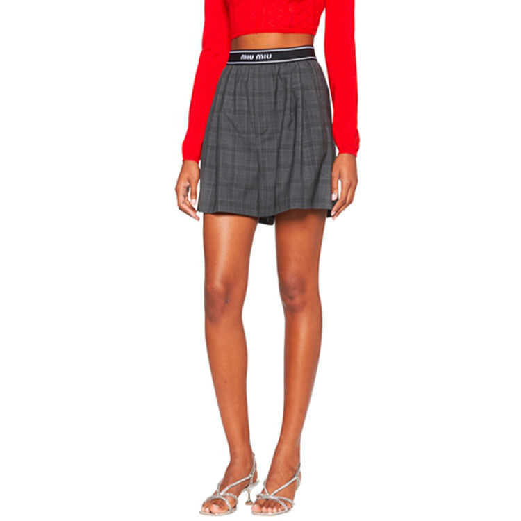 Повседневные шорты женские Slate Ash Miu Miu
Повседневные шорты женские Slate Ash Miu Miu