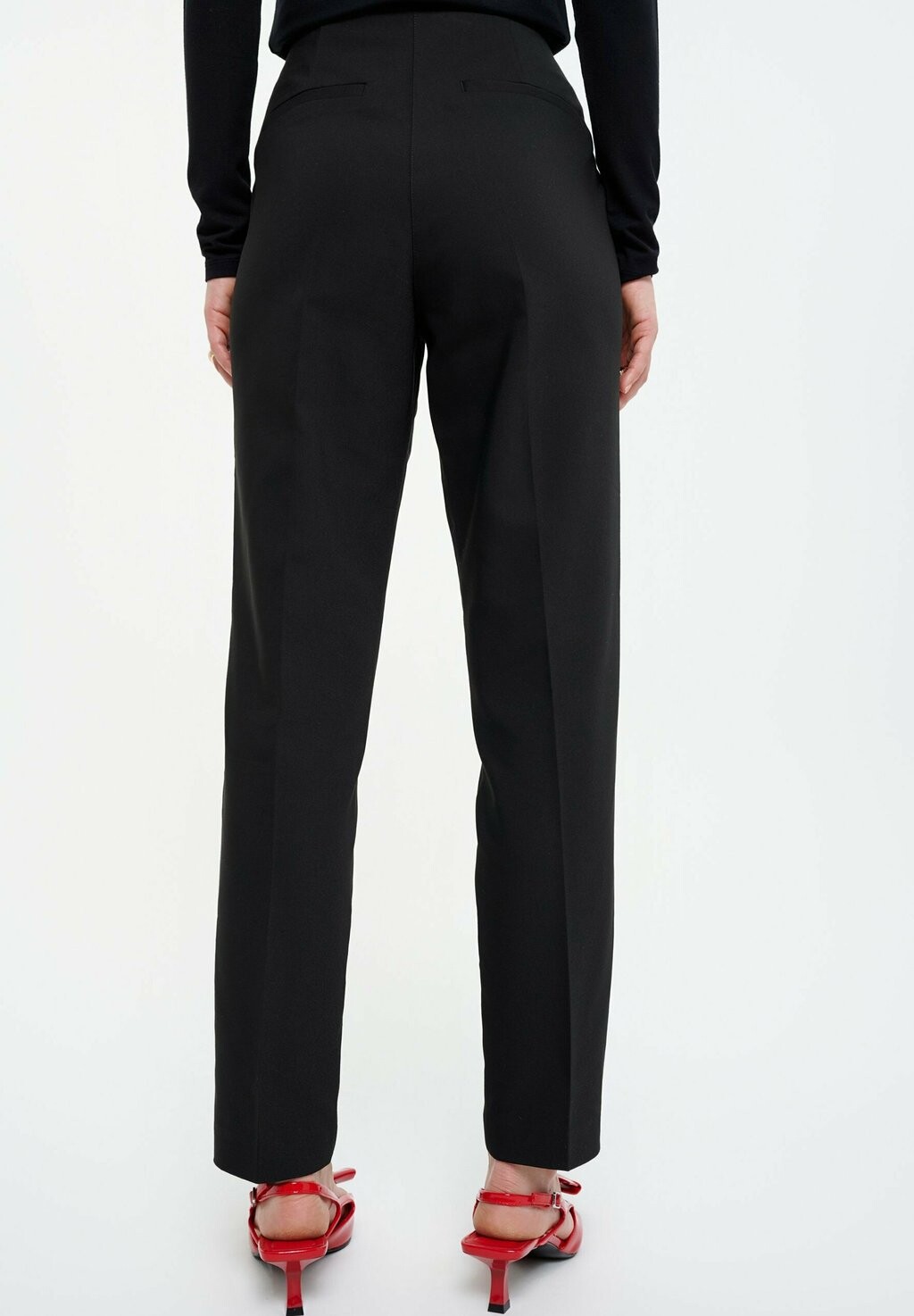 Чиносы Greenpoint, черный
Чиносы Greenpoint, черный