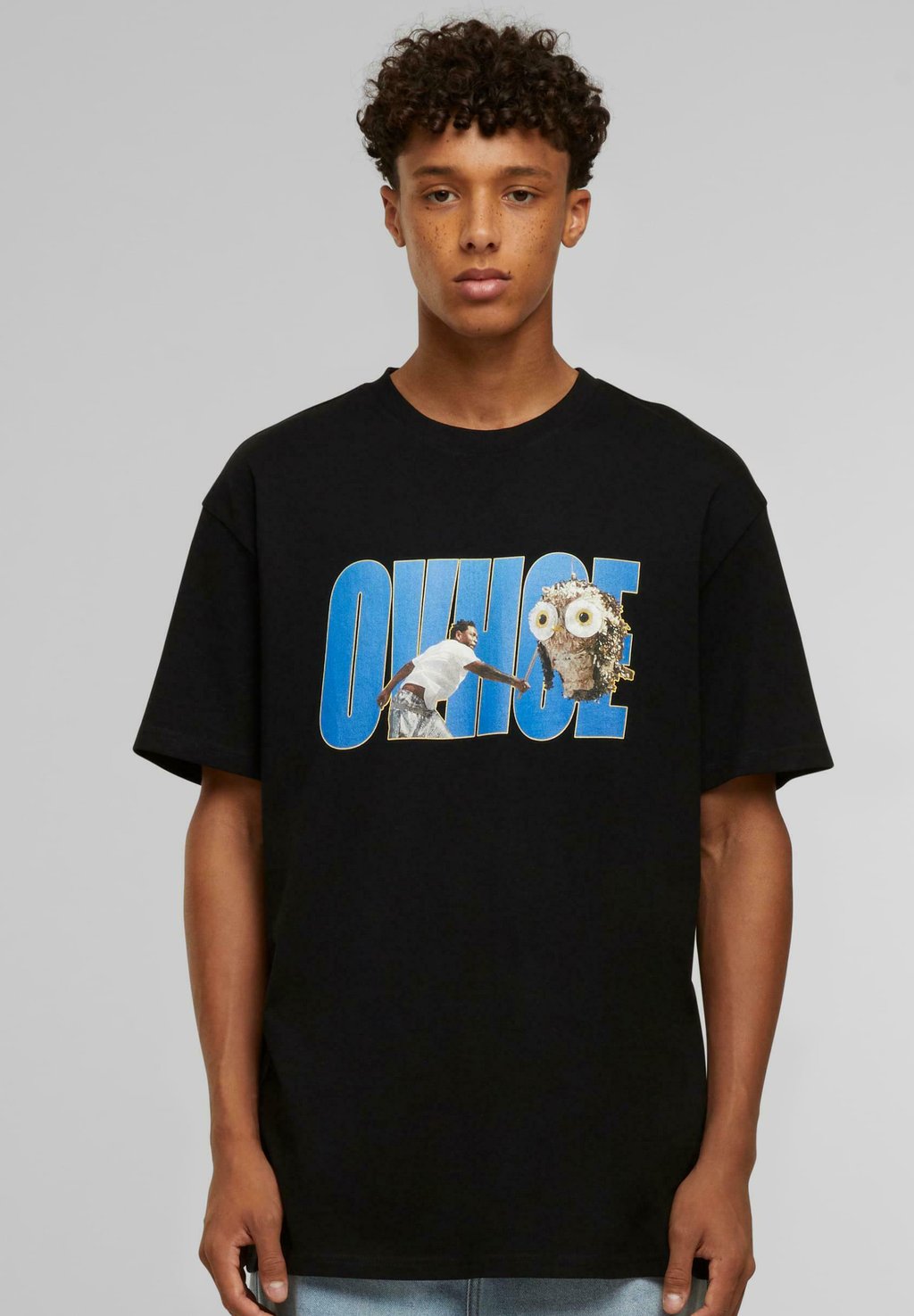 Футболка с принтом OVHOE Upscale by Mister Tee, черный
Футболка с принтом OVHOE Upscale by Mister Tee, черный