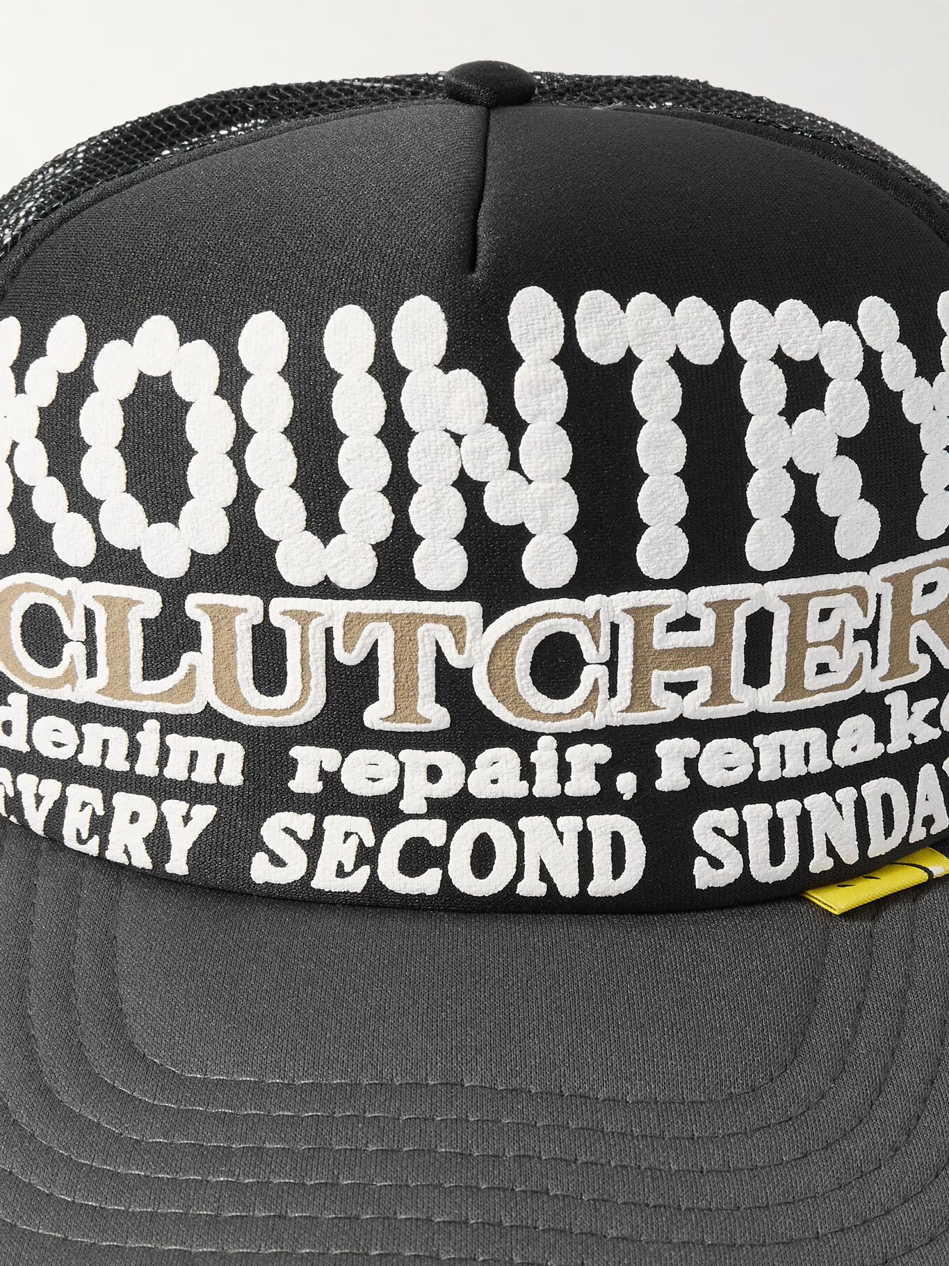 Клатч Kountry Pearl с принтом из парусины и сетки, кепка Trucker KAPITAL, черный
Клатч Kountry Pearl с принтом из парусины и сетки, кепка Trucker KAPITAL, черный