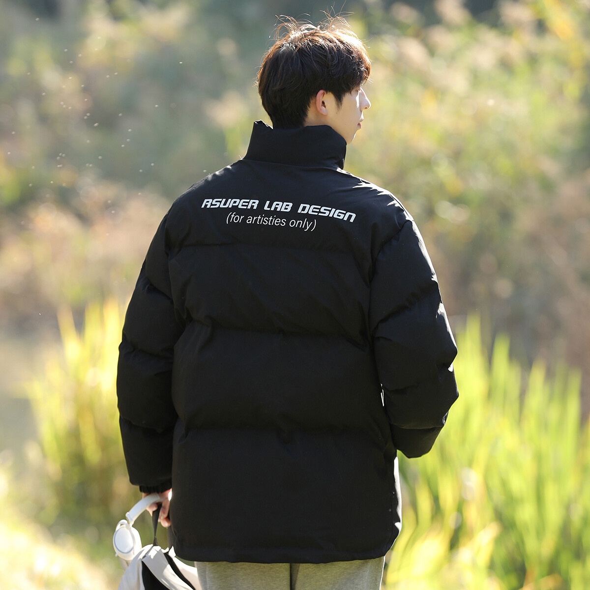 Повседневная спортивная одежда унисекс R.Super
Повседневная спортивная одежда унисекс R.Super