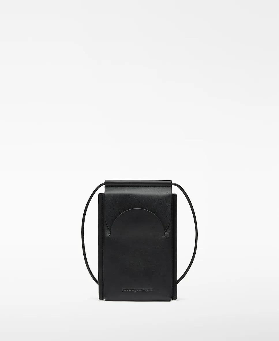 Кожаный мужской портмоне с закругленными клапанами Adolfo Dominguez, черный 
Кожаный мужской портмоне с закругленными клапанами Adolfo Dominguez, черный