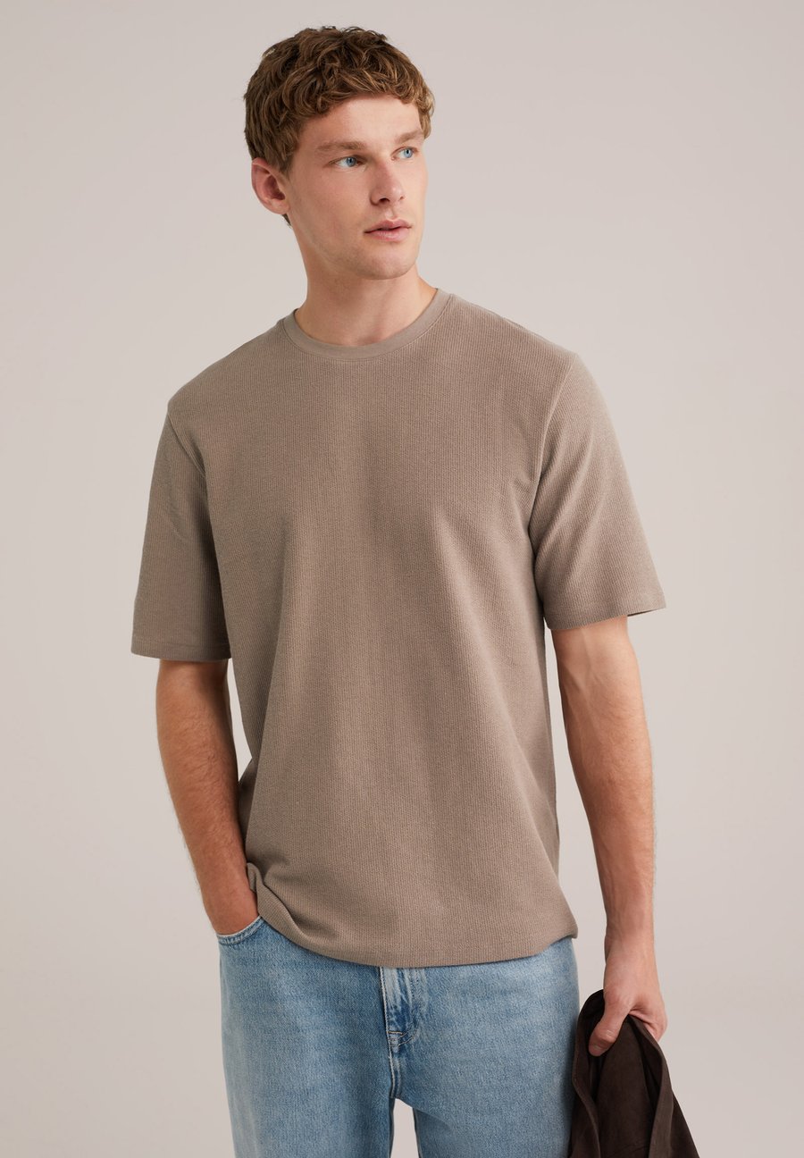 Футболка WE Fashion Basic T-shirt, Taupe, Серый, Футболка WE Fashion Basic T-shirt, Taupe
Футболка WE Fashion Basic T-shirt, Taupe, Серый, Футболка WE Fashion Basic T-shirt, Taupe