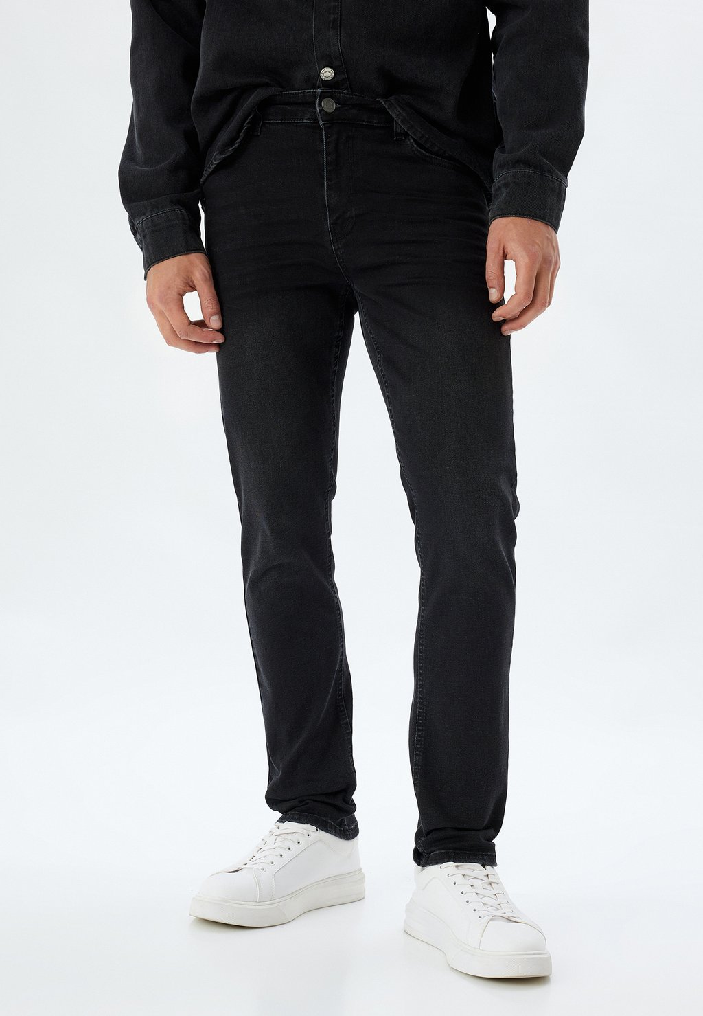 Джинсы облегающего кроя BRAD Koton, черный
Джинсы облегающего кроя BRAD Koton, черный