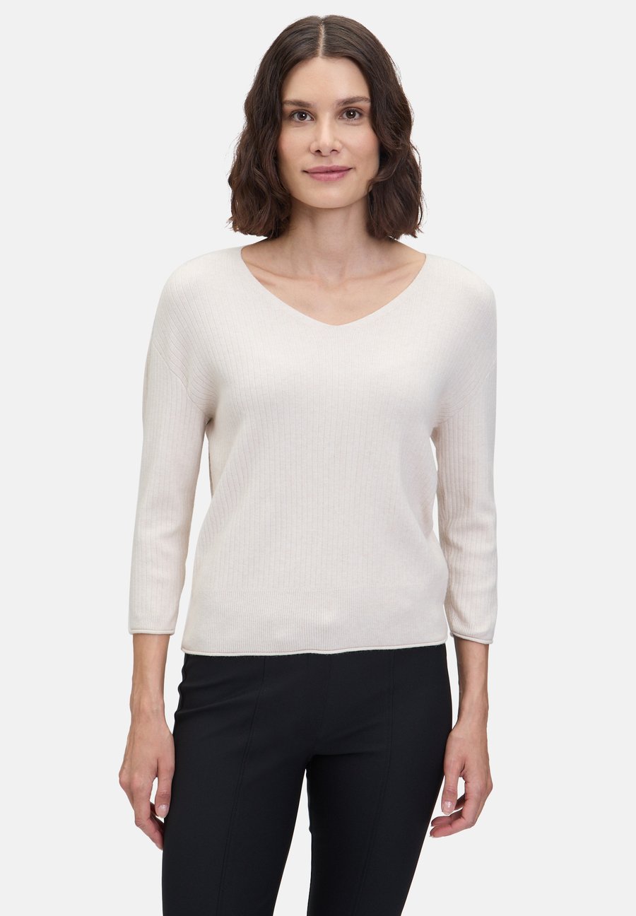 Джемпер Betty Barclay FEIN MIT V-AUSSCHNITT, Light Beige Melange/Beige
Джемпер Betty Barclay FEIN MIT V-AUSSCHNITT, Light Beige Melange/Beige
