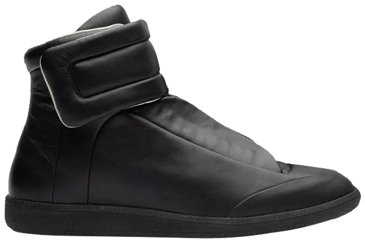 Кроссовки Maison Margiela 22 Future High Top Sneaker 'Black', черный 
Кроссовки Maison Margiela 22 Future High Top Sneaker 'Black', черный
