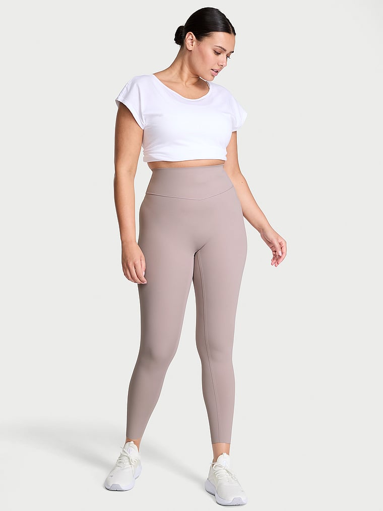 Леггинсы Vsx Elevate Vsx, solid taupe plum
Леггинсы Vsx Elevate Vsx, solid taupe plum