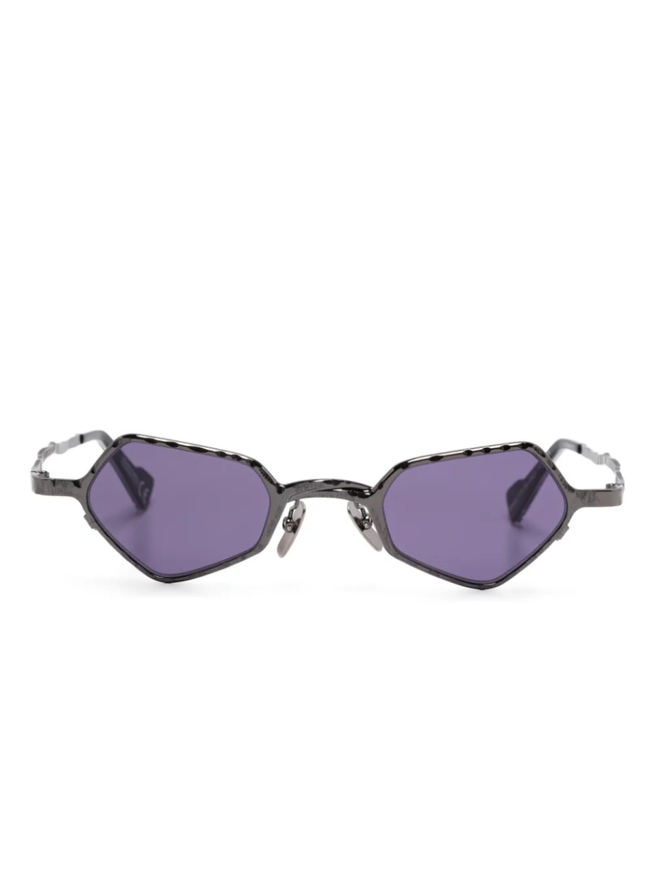 Солнцезащитные очки в геометричной оправе Kuboraum, серый
Солнцезащитные очки в геометричной оправе Kuboraum, серый