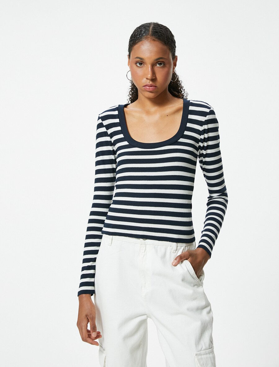 Свитер Koton, морской синий
Свитер Koton, морской синий