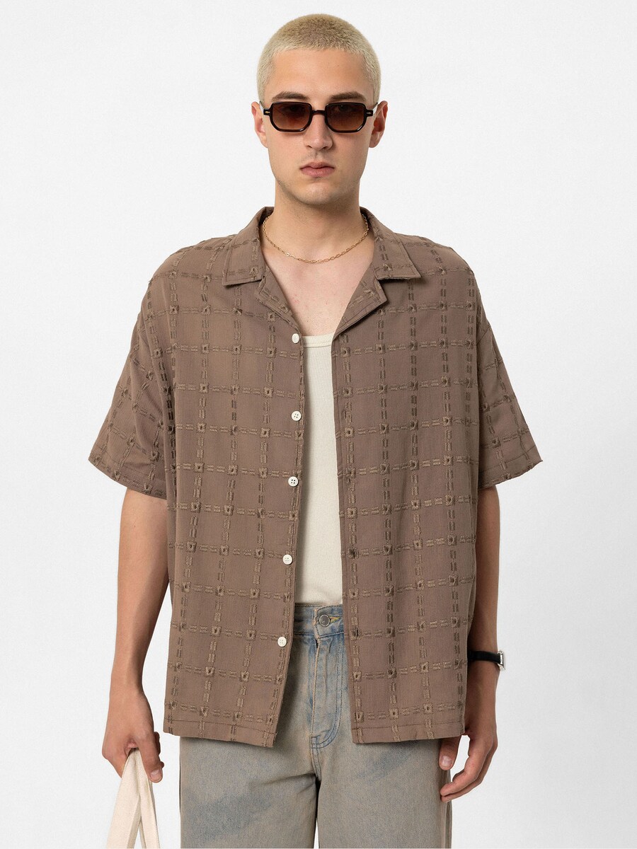 Повседневная рубашка VAMOS CLO Comfort fit Button Up Shirt Persicaria, коричневый
Повседневная рубашка VAMOS CLO Comfort fit Button Up Shirt Persicaria, коричневый