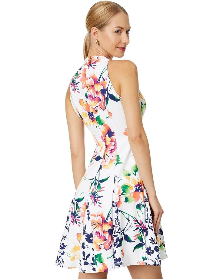 Платье Vince Camuto Printed Scuba Fit-and-Flare with Combo Godets, цвет Ivory Multi
Платье Vince Camuto Printed Scuba Fit-and-Flare with Combo Godets, цвет Ivory Multi