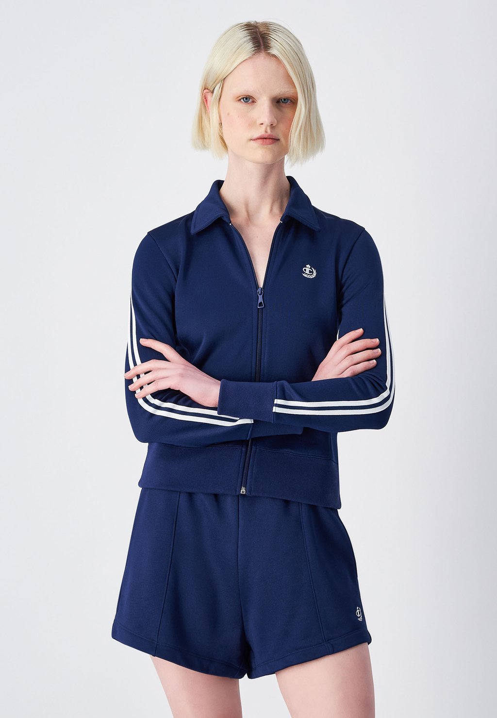 Толстовка на молнии Champion, темно-синий
Толстовка на молнии Champion, темно-синий