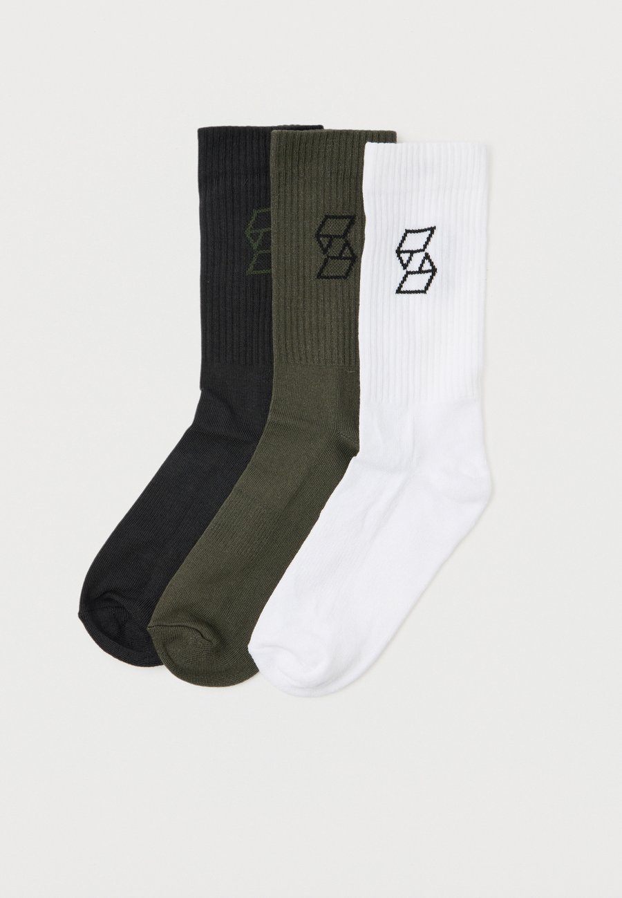 Носки Pier One Sport SOCKS 3 PACK, White/Khaki/Dark Grey/White
Носки Pier One Sport SOCKS 3 PACK, White/Khaki/Dark Grey/White