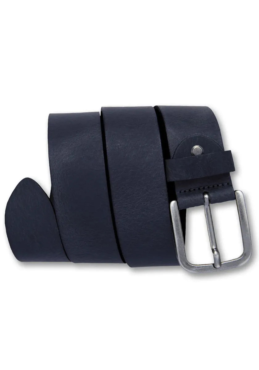 Кожаный ремень BERND GÖTZ с изящной серебристой застежкой, синий
Кожаный ремень BERND GÖTZ с изящной серебристой застежкой, синий