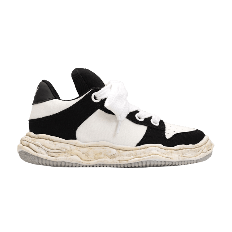 Кроссовки Maison Mihara Yasuhiro Wayne Puffer OG Sole Canvas Low 'Black White', черный 
Кроссовки Maison Mihara Yasuhiro Wayne Puffer OG Sole Canvas Low 'Black White', черный
