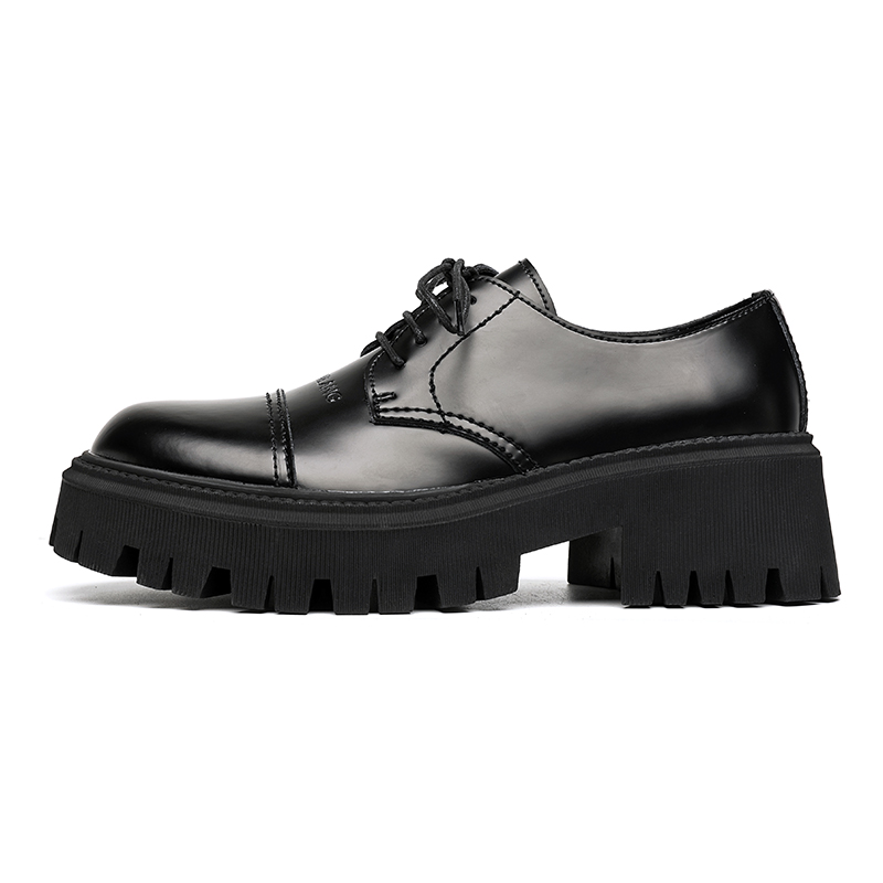 LUOMAIKE Повседневные туфли мужские черные
LUOMAIKE Повседневные туфли мужские черные