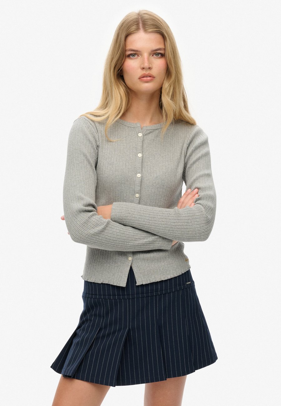 Кардиган Superdry & Co ATHLETIC ESSENTIALS , Grey Marl/Dark Grey
Кардиган Superdry & Co ATHLETIC ESSENTIALS , Grey Marl/Dark Grey