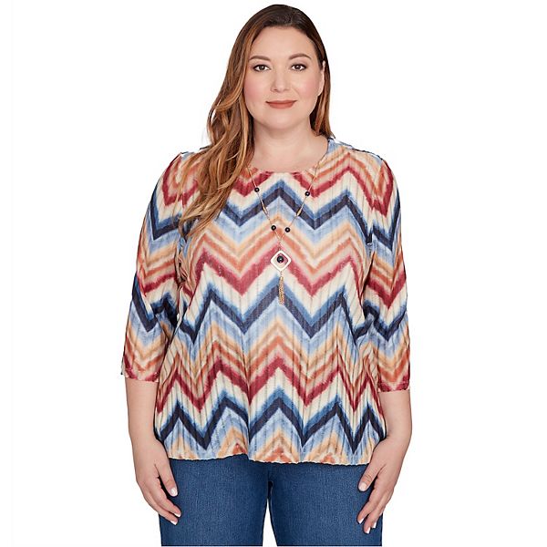 Топ Plus size с фактурным узором "шеврон" и цепочкой Alfred Dunner
Топ Plus size с фактурным узором "шеврон" и цепочкой Alfred Dunner