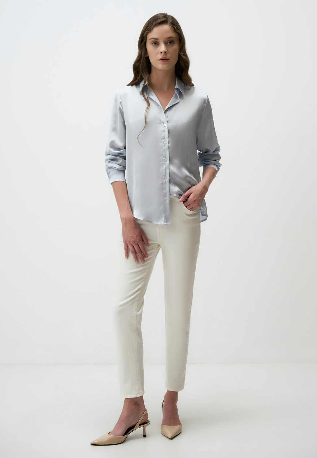 Блузка на пуговицах DRAPED Jimmy Key, светло-голубой
Блузка на пуговицах DRAPED Jimmy Key, светло-голубой