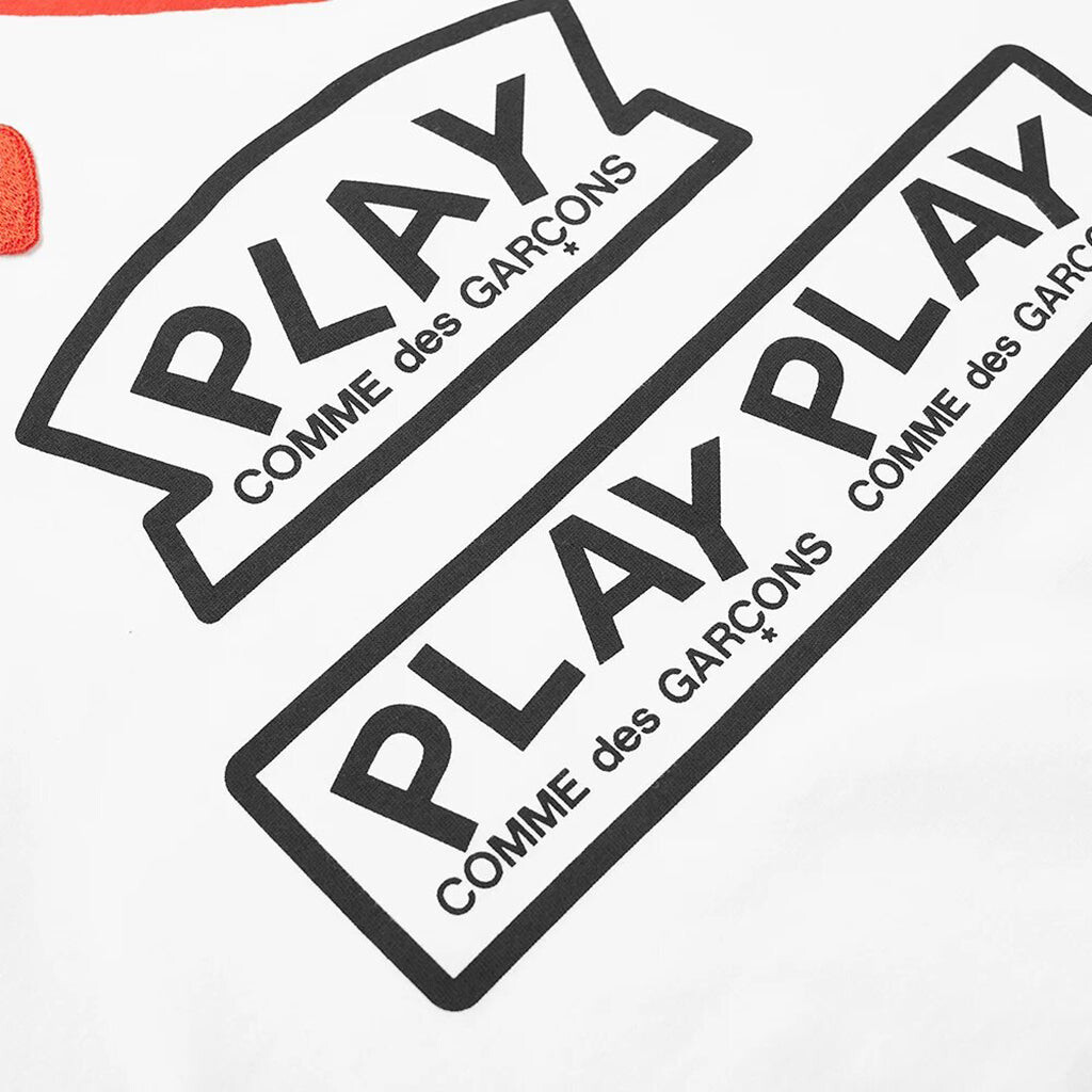 Красная футболка с яркими сердечками Comme Des Garcon, белый
Красная футболка с яркими сердечками Comme Des Garcon, белый