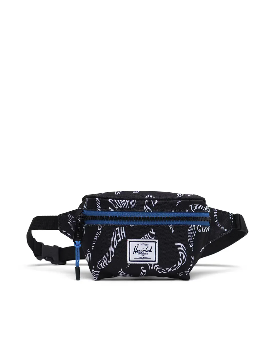 Детская поясная сумка из черной ткани на молнии Herschel, чёрный
Детская поясная сумка из черной ткани на молнии Herschel, чёрный