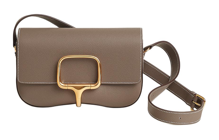 Сумка Della Epsom через плечо из телячьей кожи, женская, 18, цвет слоновая кость серый HERMES
Сумка Della Epsom через плечо из телячьей кожи, женская, 18, цвет слоновая кость серый HERMES