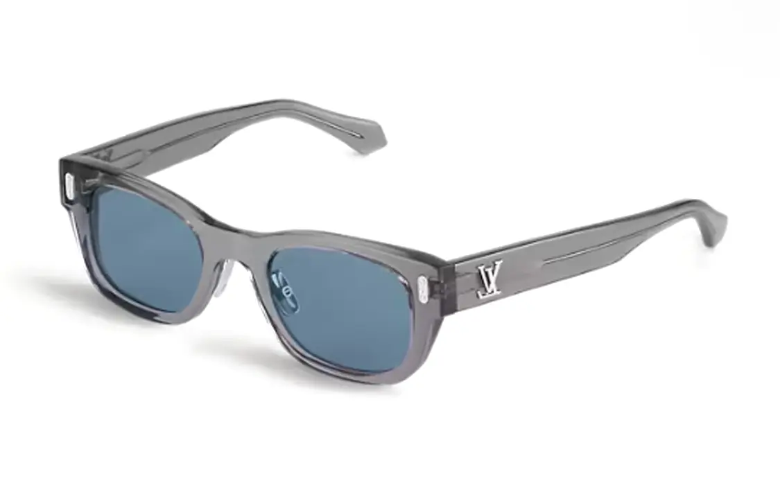 Солнцезащитные очки Louis Vuitton Unisex, серый
Солнцезащитные очки Louis Vuitton Unisex, серый