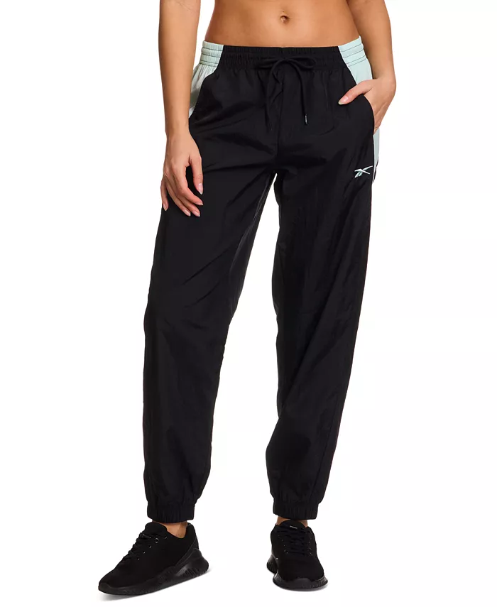 Женские джоггеры из жатой ткани с цветными блоками Reebok, черный
Женские джоггеры из жатой ткани с цветными блоками Reebok, черный