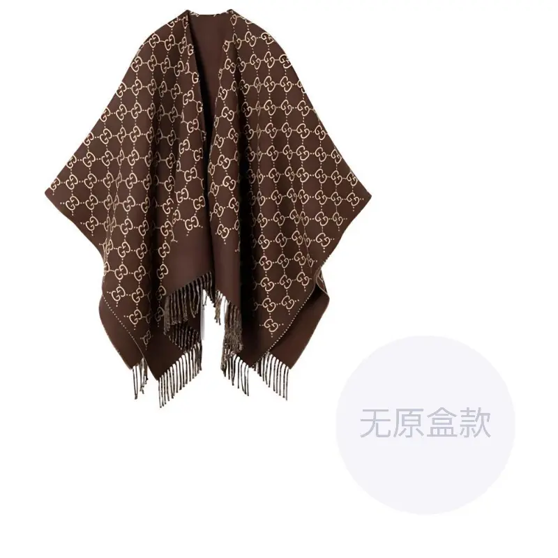 Накидка из жаккардовой шерсти Gg Gucci, коричневый/бежевый
Накидка из жаккардовой шерсти Gg Gucci, коричневый/бежевый