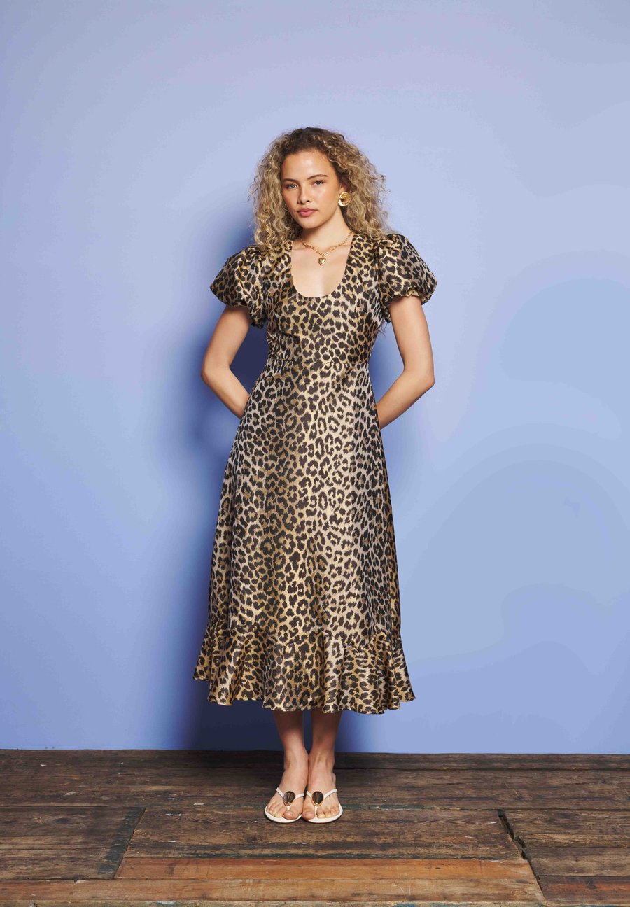 Платье Sister Jane BROOKE MIDI DRESS, Tan/Multi-Coloured
Платье Sister Jane BROOKE MIDI DRESS, Tan/Multi-Coloured